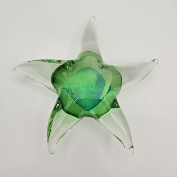 Hand Blown Starfish Glass Paperweight Green Clear Thick Heavy 2.6lb - Picture 11 of 16